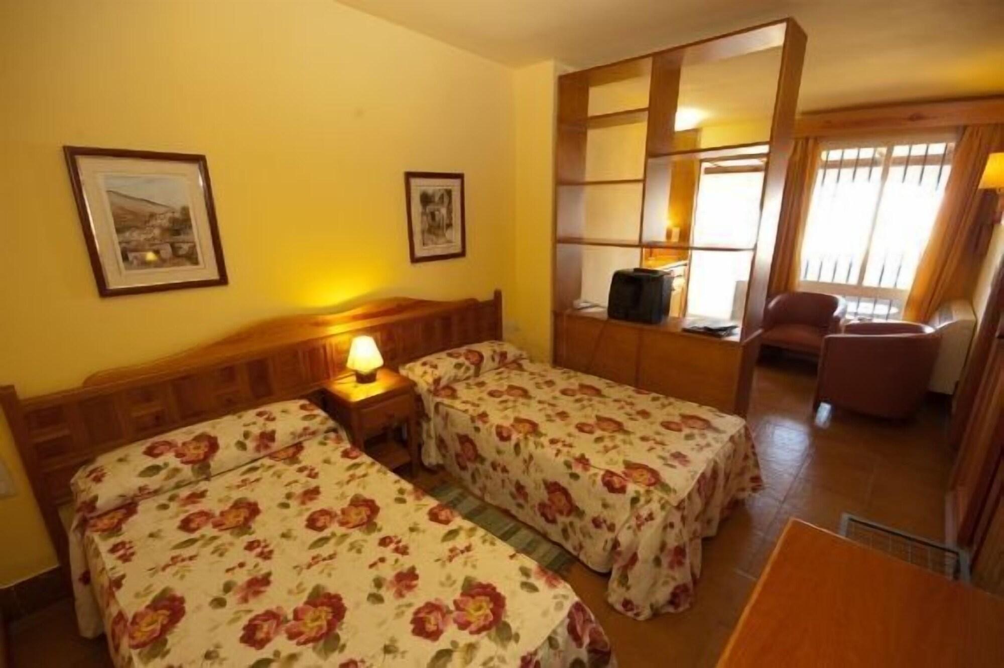 Hotel Alcadima 란야론 외부 사진